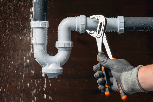 Professional Leak Detection technician working in Tillson, NY
